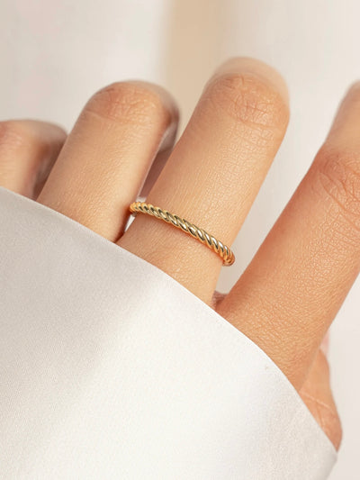 Bold Spiral Ring {Gold}