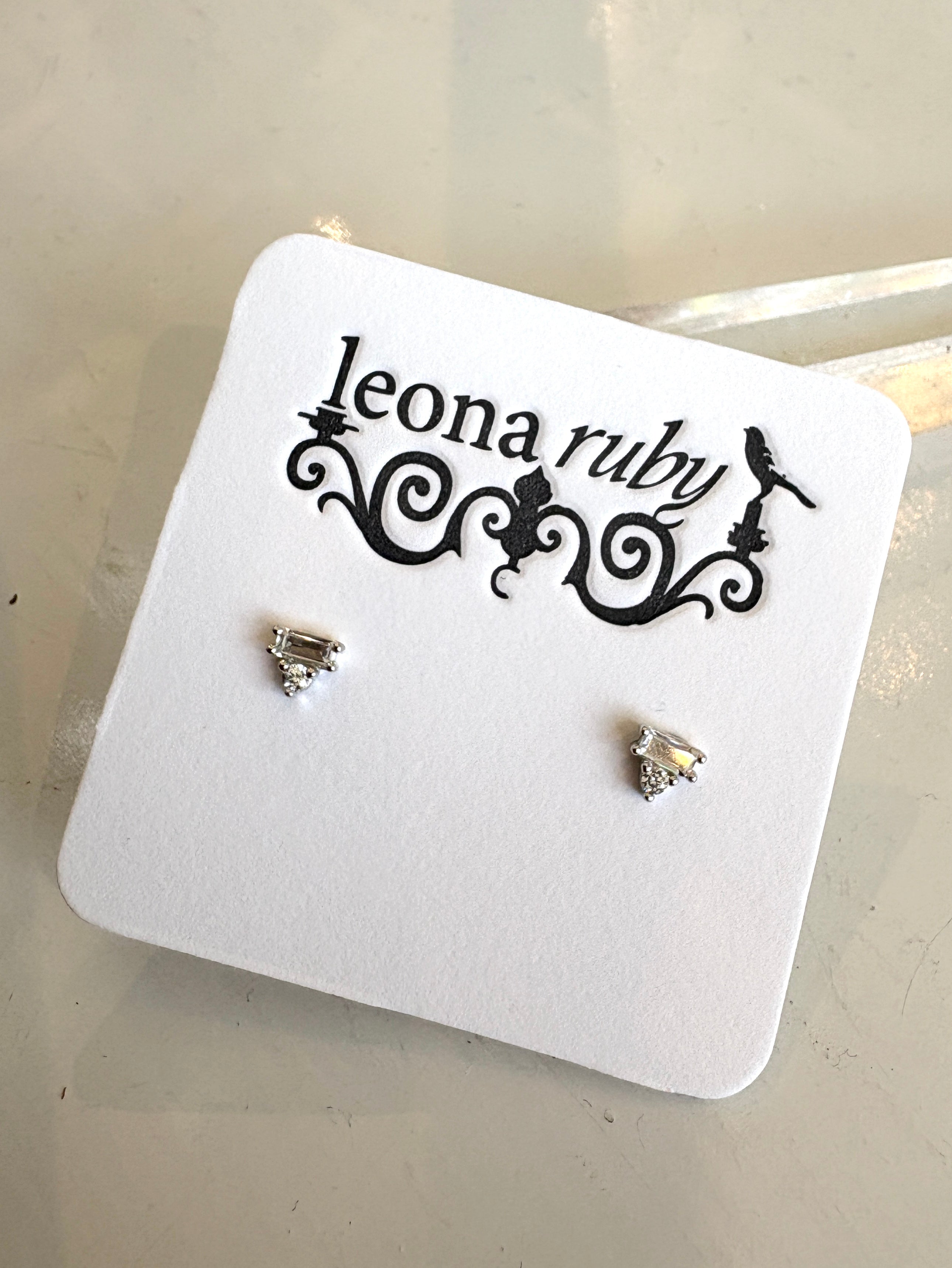 Prong-Set Baguette Tri Stud Earring {Silver}