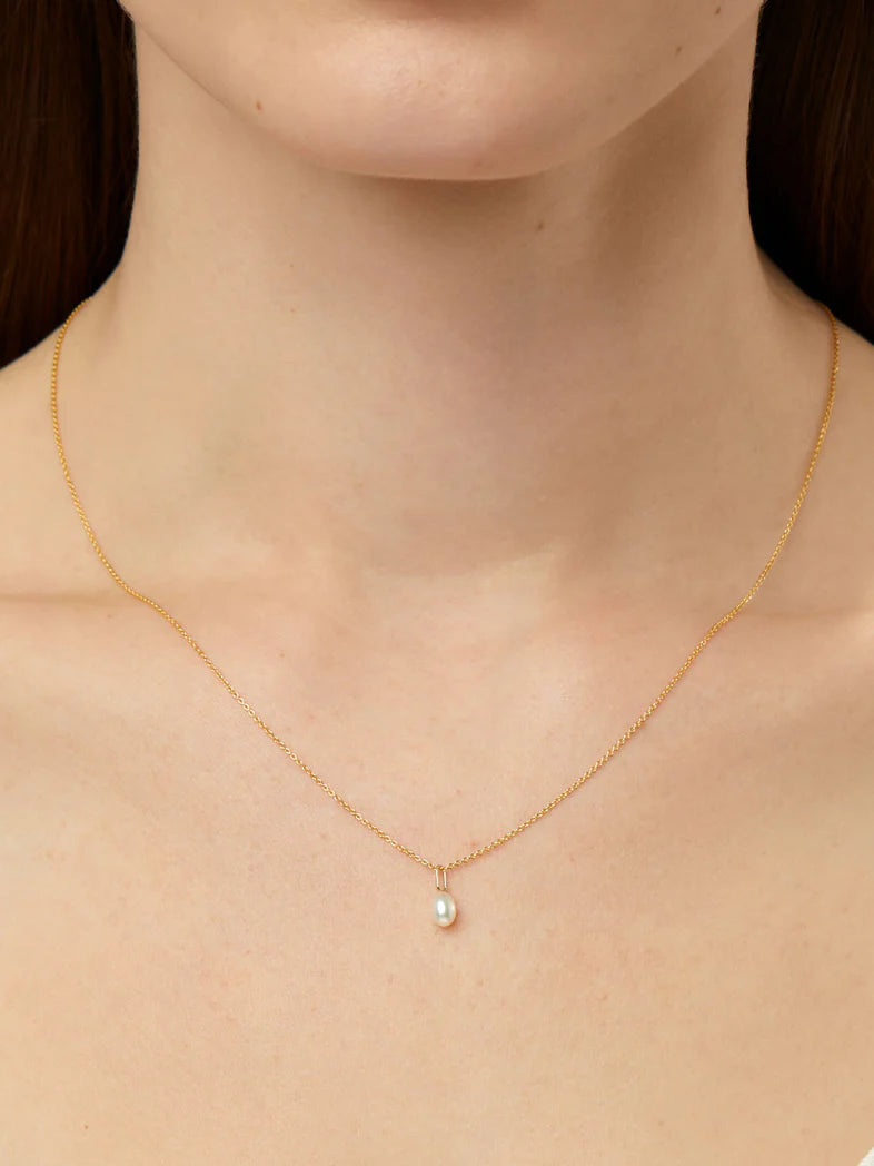 Pearl Charm {10k}