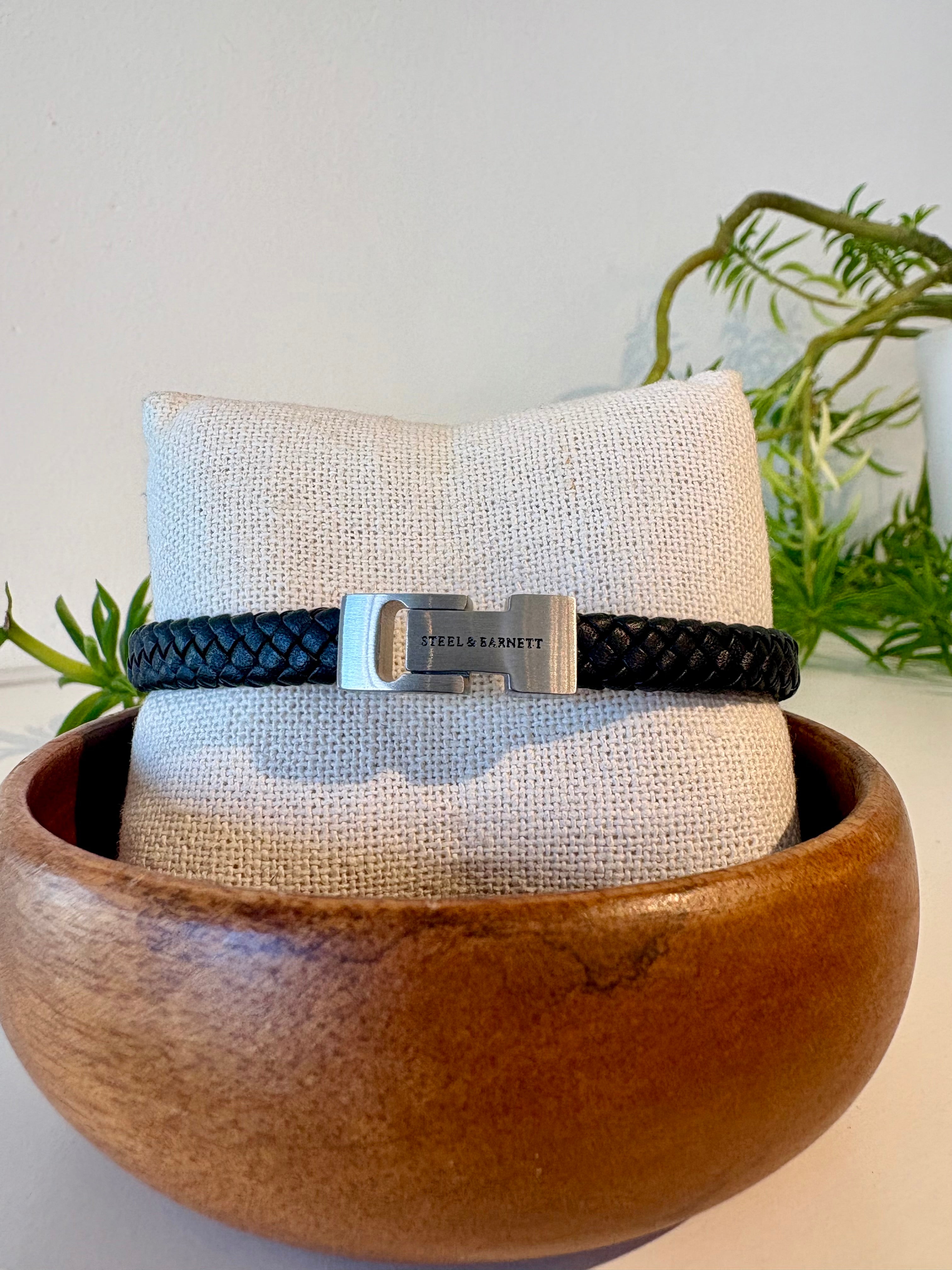 Archie Leather Bracelet {Black}