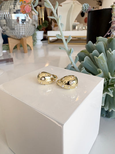 Pearly Teardrop Earrings {Gold}
