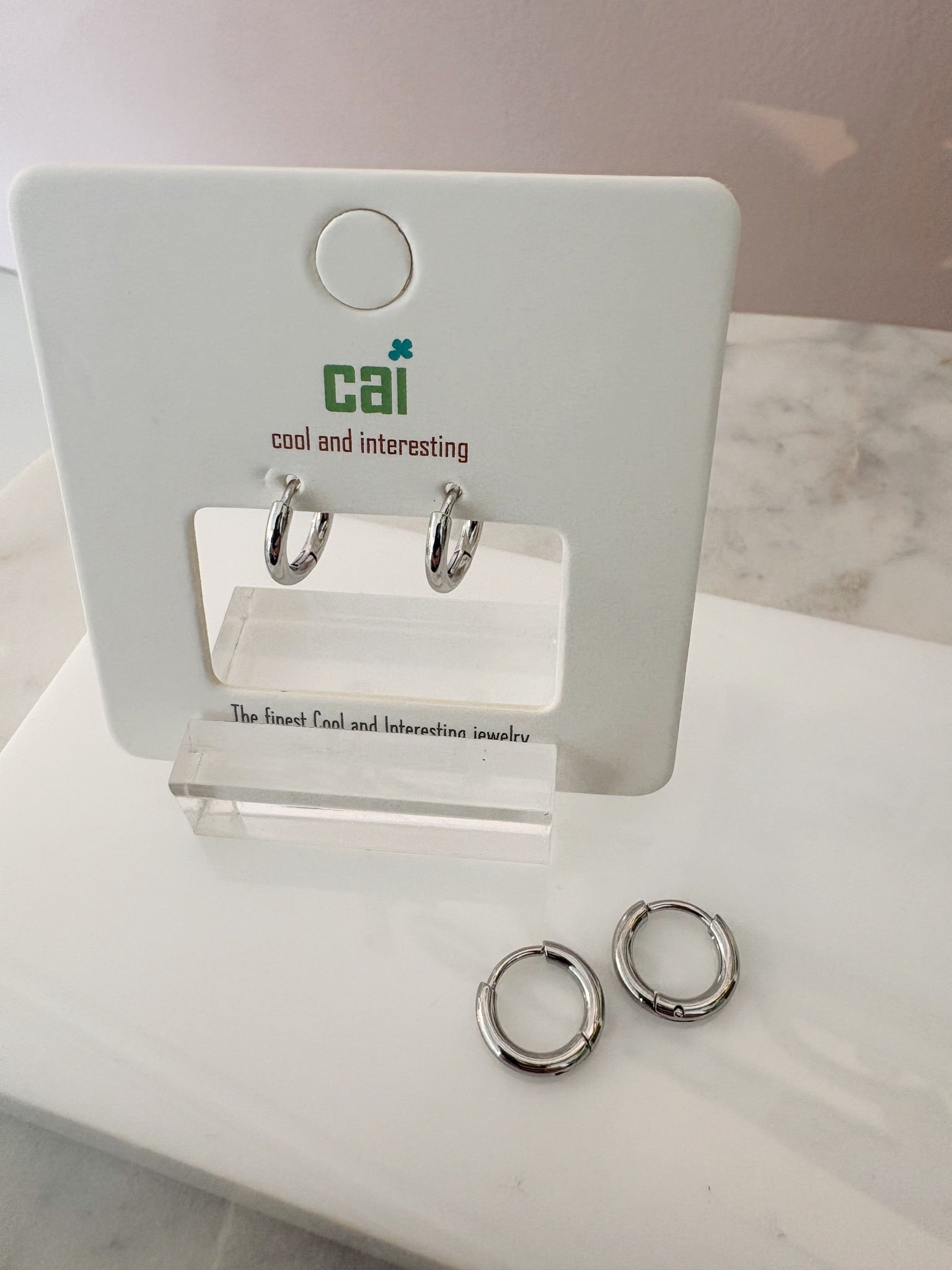 Bold Hoop Earrings {8mm/Silver}
