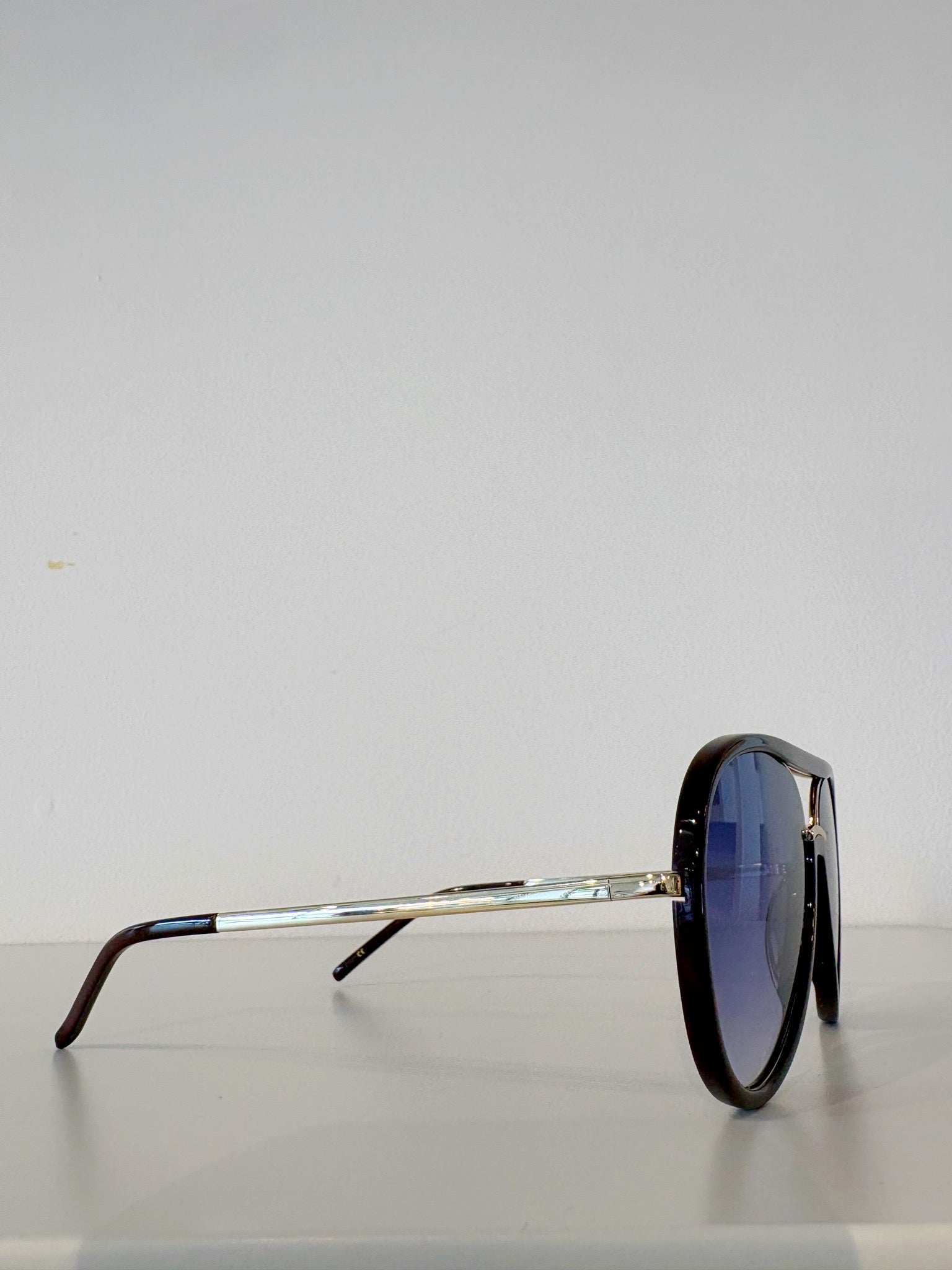 Shay Unisex Aviator Sunglasses {Burgundy}