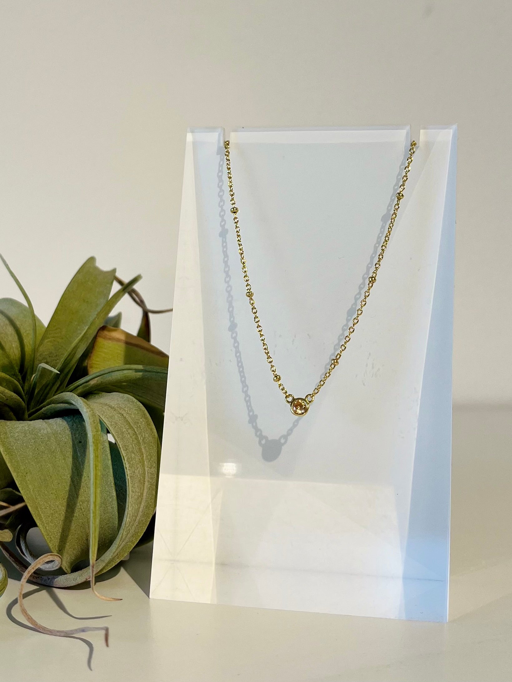 Dot Necklace {Gold}